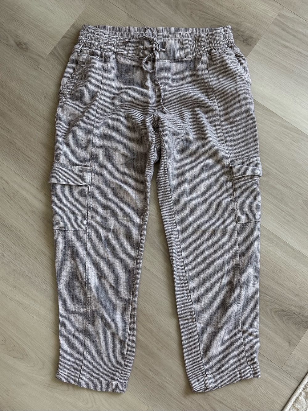 Linen Blend Mid-Rise Cargo Pants